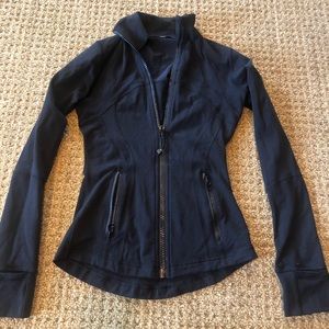 Lululemon black jacket size 4
